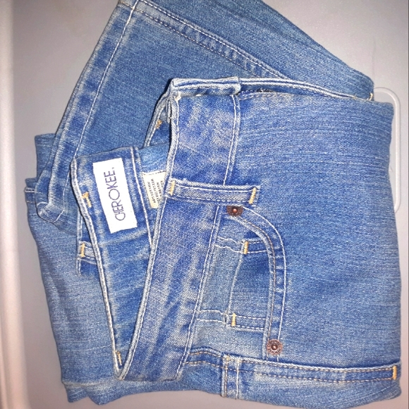 NWT* Girls Cherokee 5 Pocket Bootcut flare Jean's - Picture 9 of 11